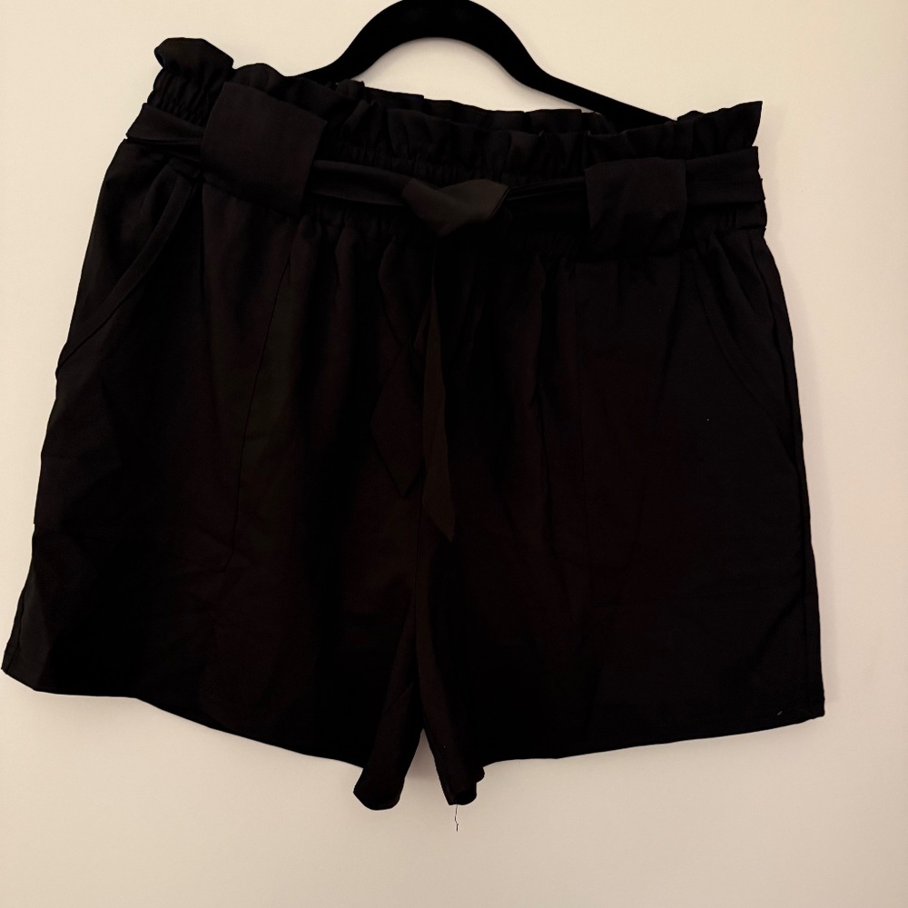 Black Paper bag waist shorts with tie waist
